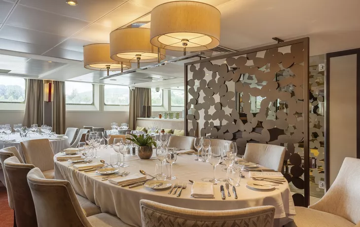 Restaurant - © 