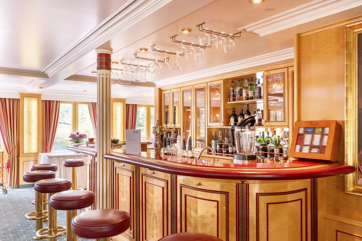 Bar im Panorama-Salon - © DELIL GEYIK