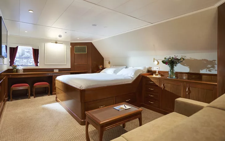 Brillenkaiman - © aussieanouk - Fotolia