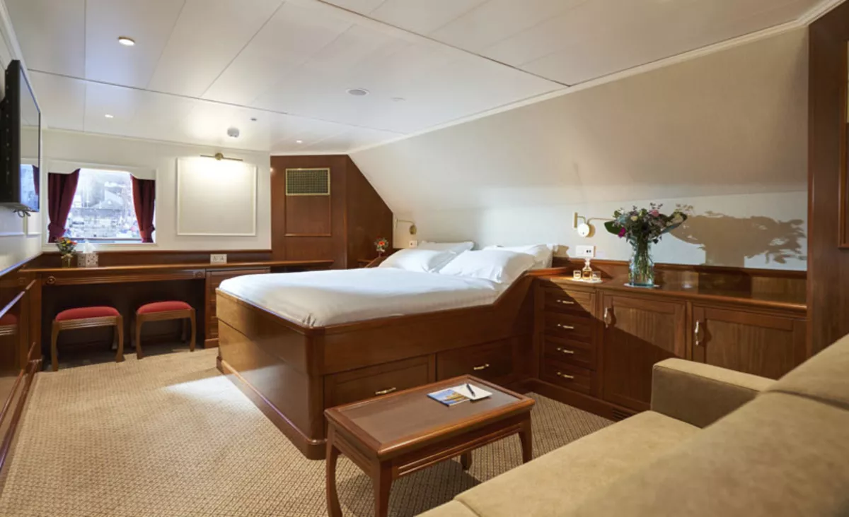 Brillenkaiman - © aussieanouk - Fotolia