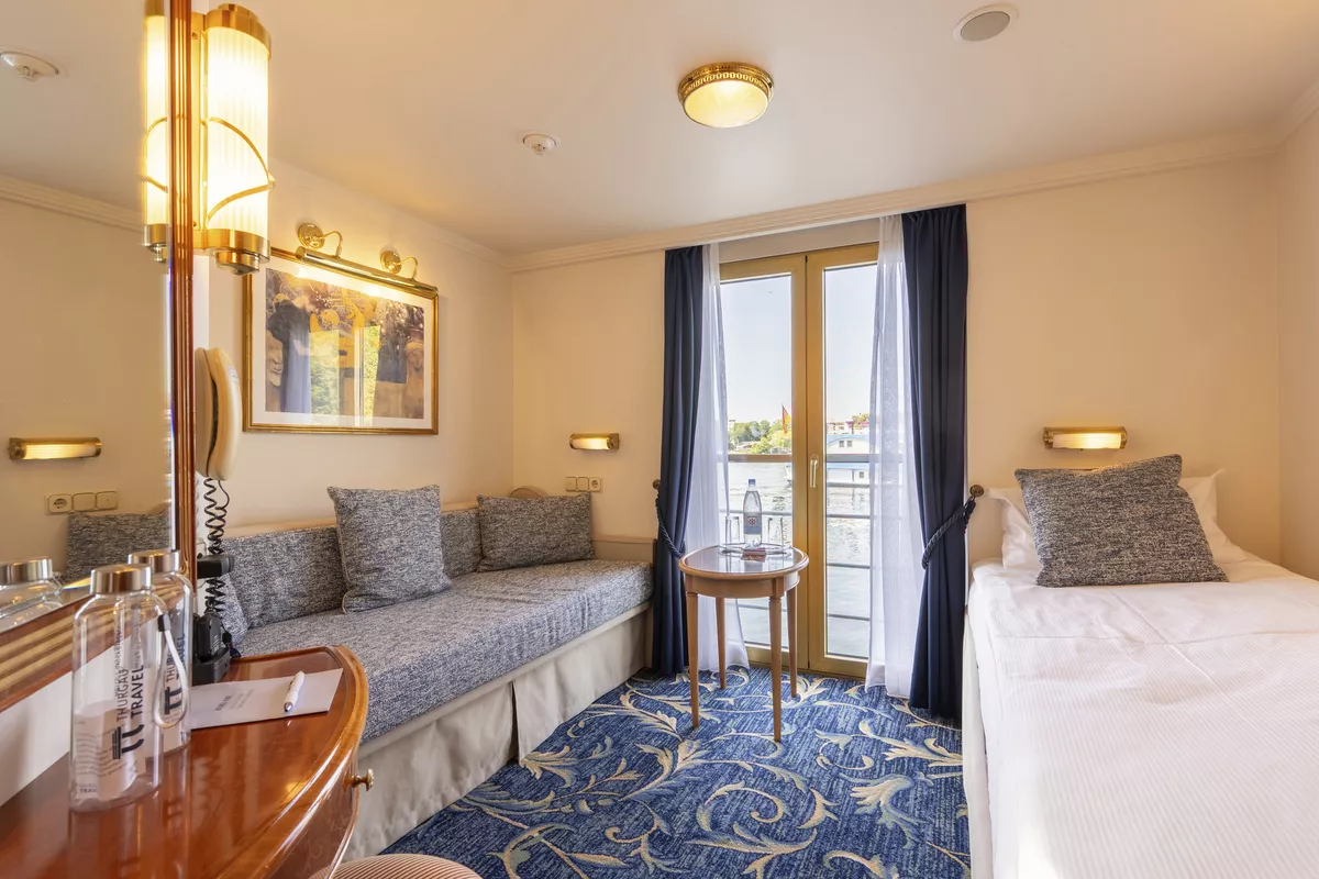 2-Bettkabine Oberdeck (ca. 12 m²) mit franz. Balkon