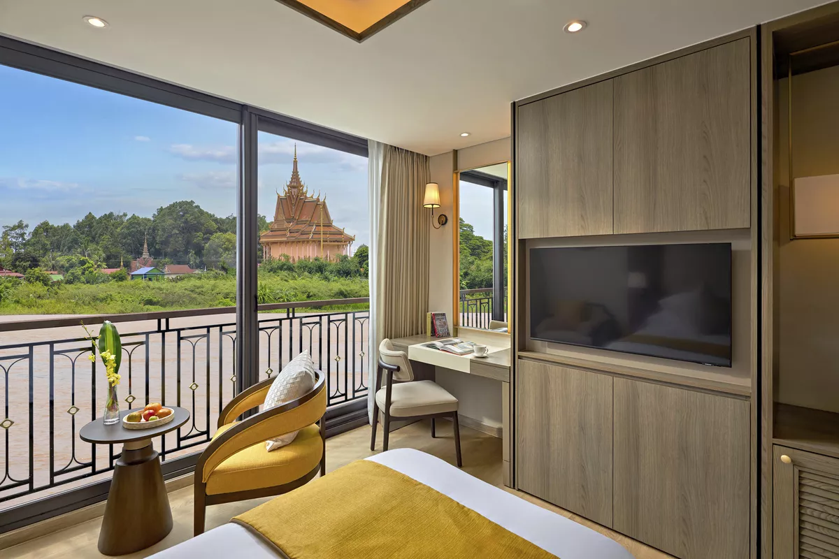1-Bett Suite Hauptdeck, franz. Balkon (ca. 23 m²)