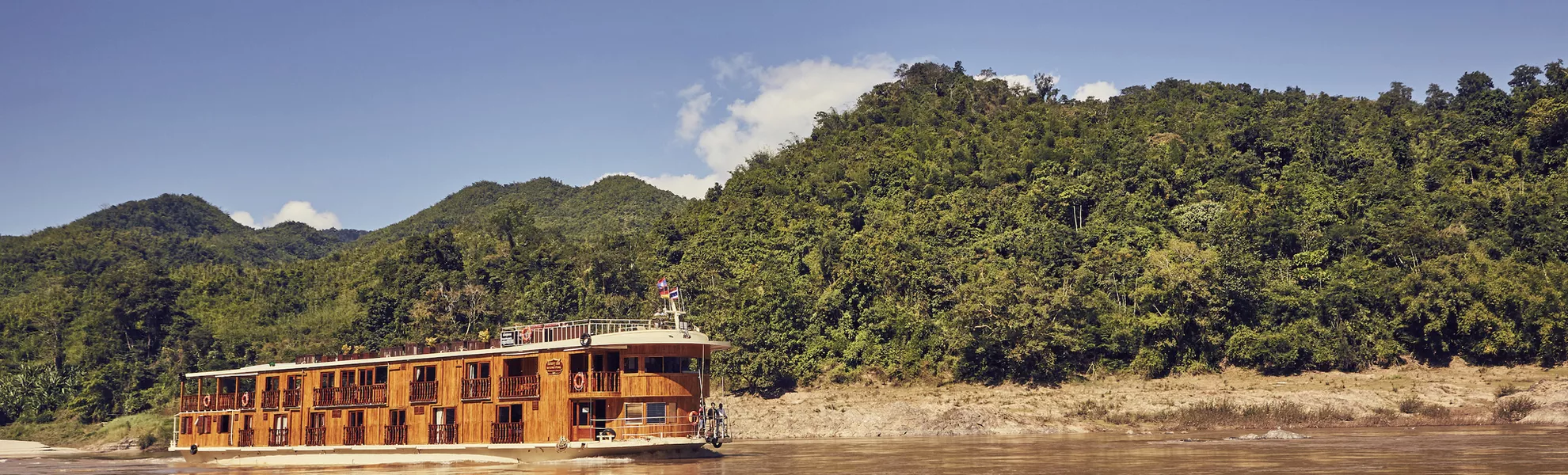 RV Mekong Pearl - © Ross Hillier