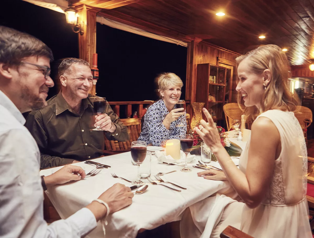 Restaurant - © Ross Hillier