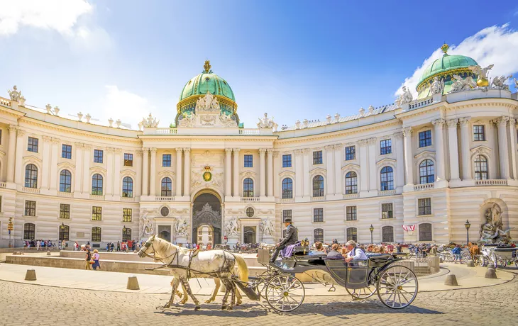 Alte Hofburg, Wien - © pure-life-pictures - Fotolia