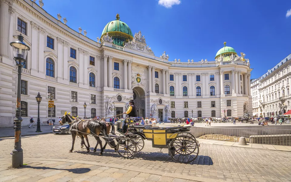 Alte Hofburg, Wien - © ©pure-life-pictures - stock.adobe.com