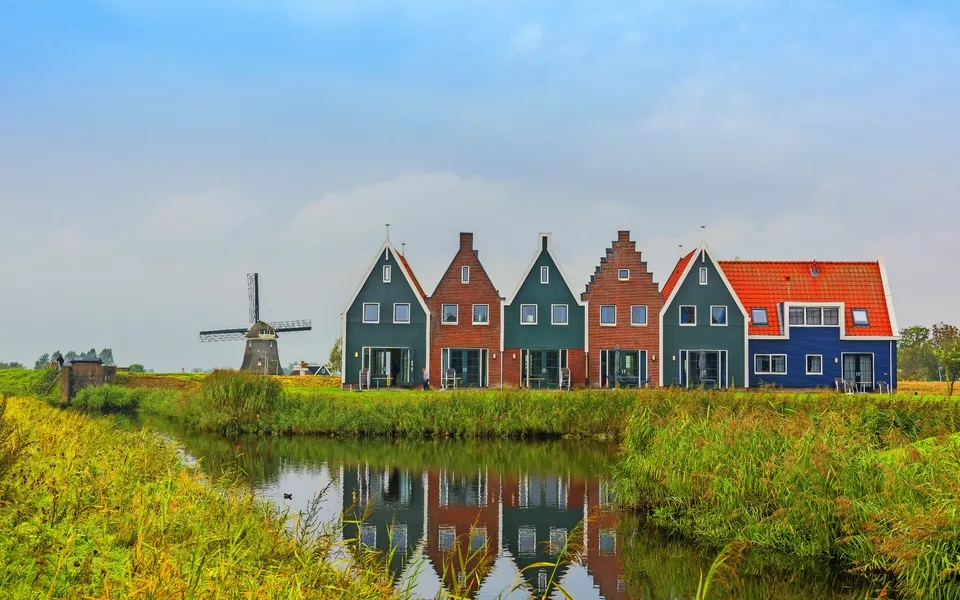 Volendam in der Nähe von Amsterdam, Niederlande - © resul - stock.adobe.com