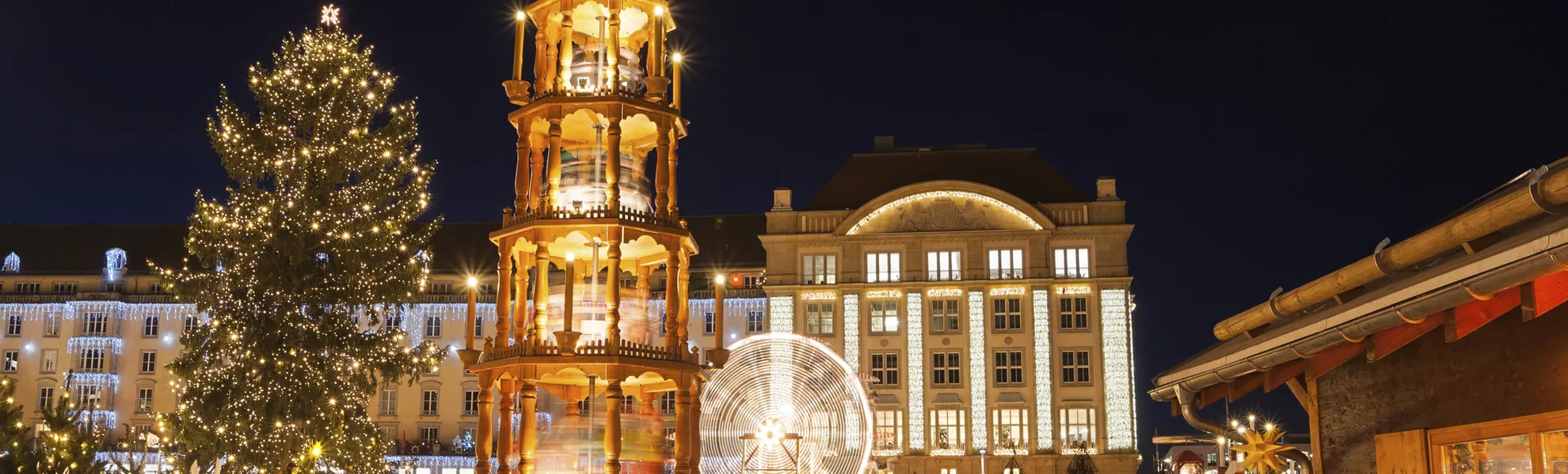 Weihnachtsmarkt in Dresden - © Alexander Erdbeer - stock.adobe.com