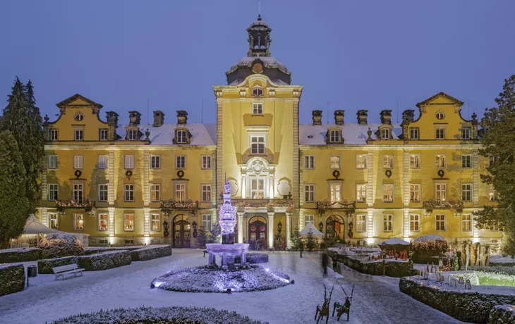 © Blickfang - stock.adobe.com - Schloss Bückeburg