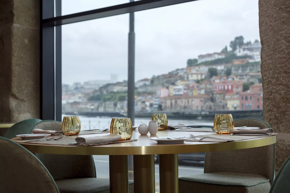 Hotel NEYA Porto Restaurant