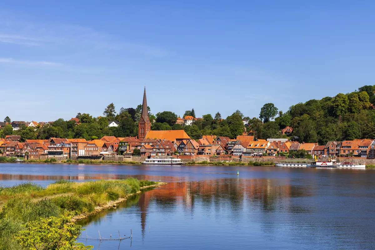 Skyline von Lauenberg/Elbe in Schleswig-Holstein - © HildaWeges - stock.adobe.com