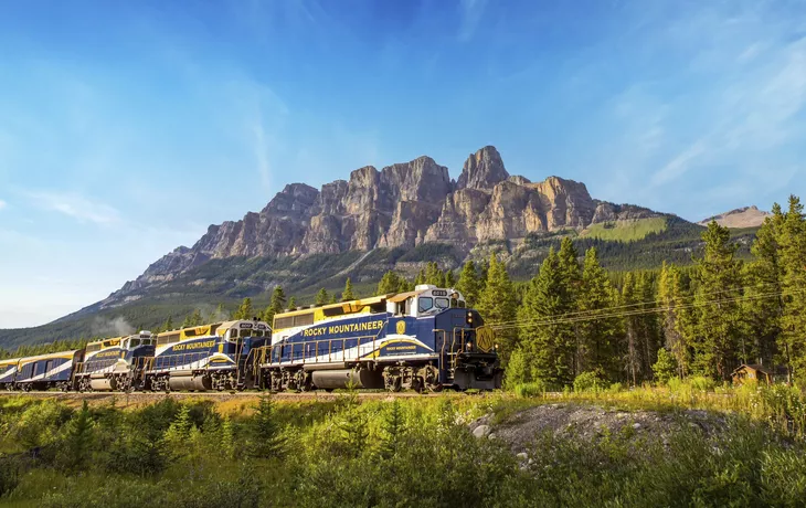 Rocky Mountaineer - © Rocky Mountaineer