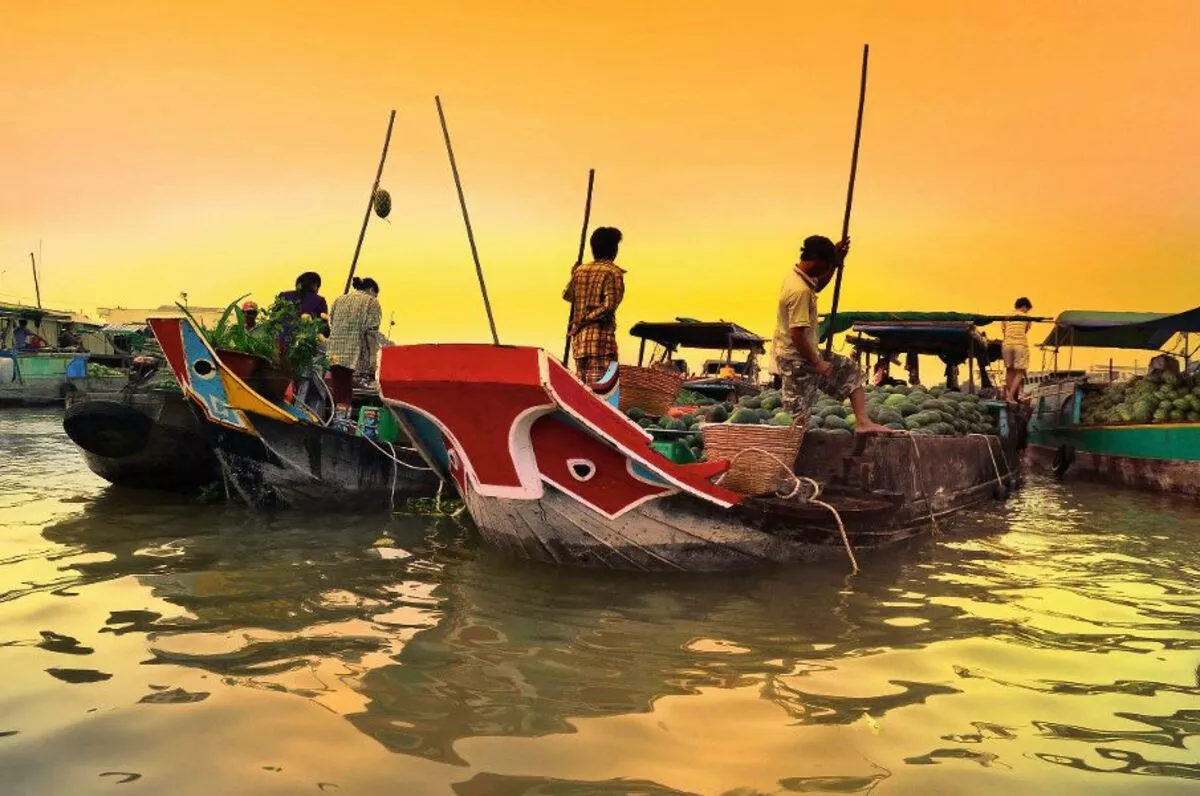 schwimmender Markt in Vietnam - © kravka - Fotolia