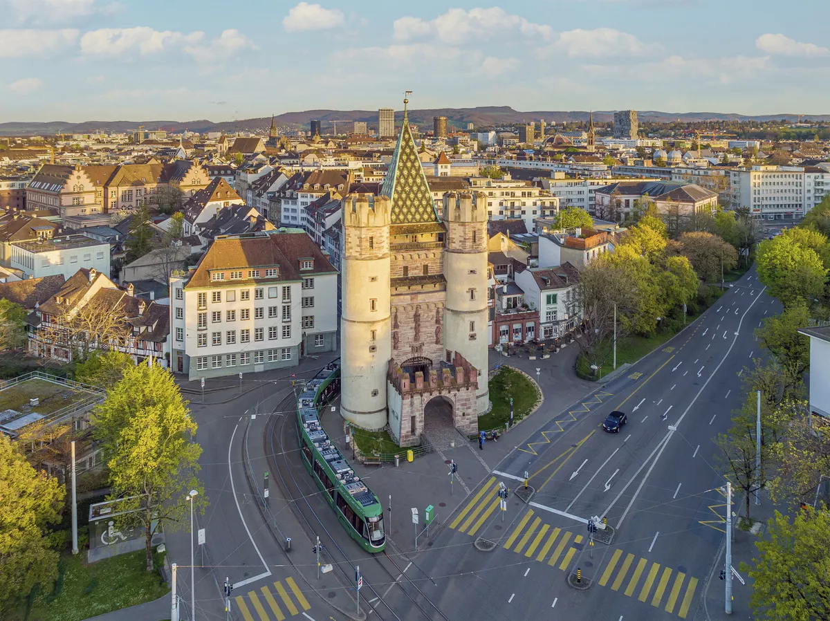 Luftaufnahme_Spalentor_1 - © Basel Tourismus