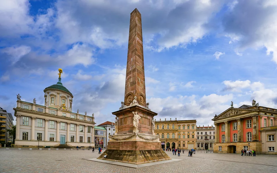 Alter Markt in Potsdam - © modernmovie - stock.adobe.com