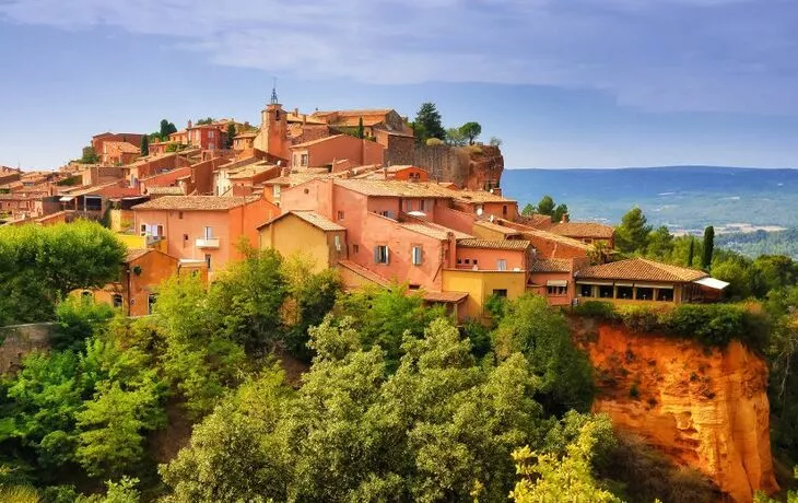 © Martin M303 - Fotolia - Roussillon in der Provence