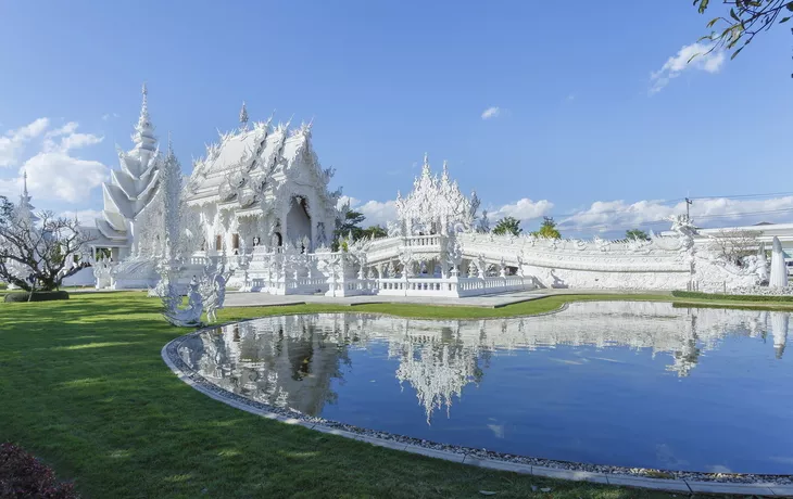 © ownza - Fotolia - Wat Rong Khun Tempel, Chiang Rai