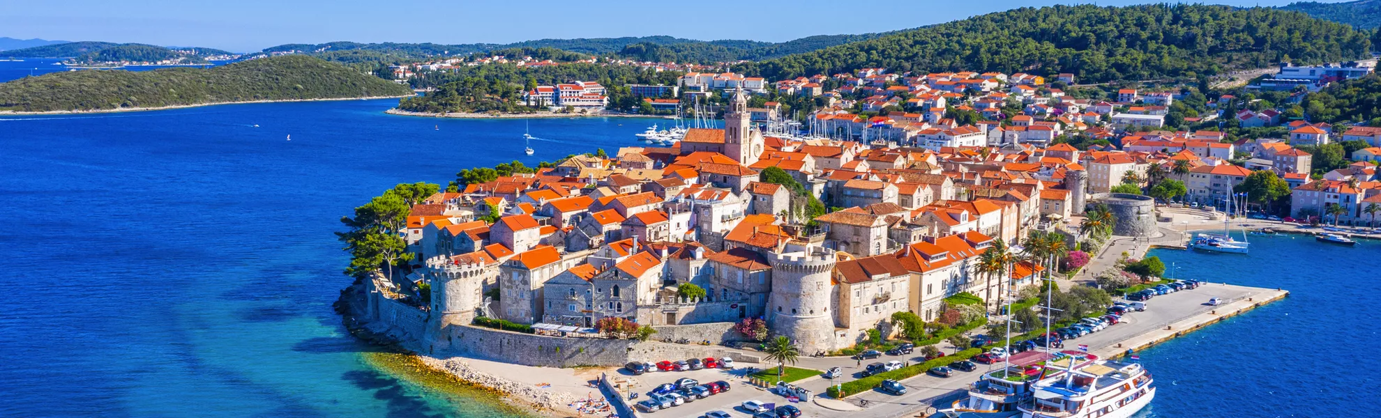 Panorama der kroatischen Stadt Korcula - © dudlajzov - stock.adobe.com