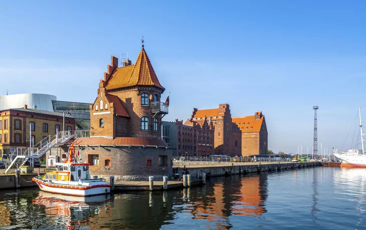 © Sina Ettmer - stock.adobe.com - Lotsenhaus, Stralsund