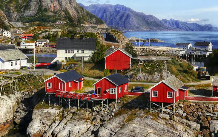 Hamnoy in den Lofoten - © Helena Bilkova - stock.adobe.com