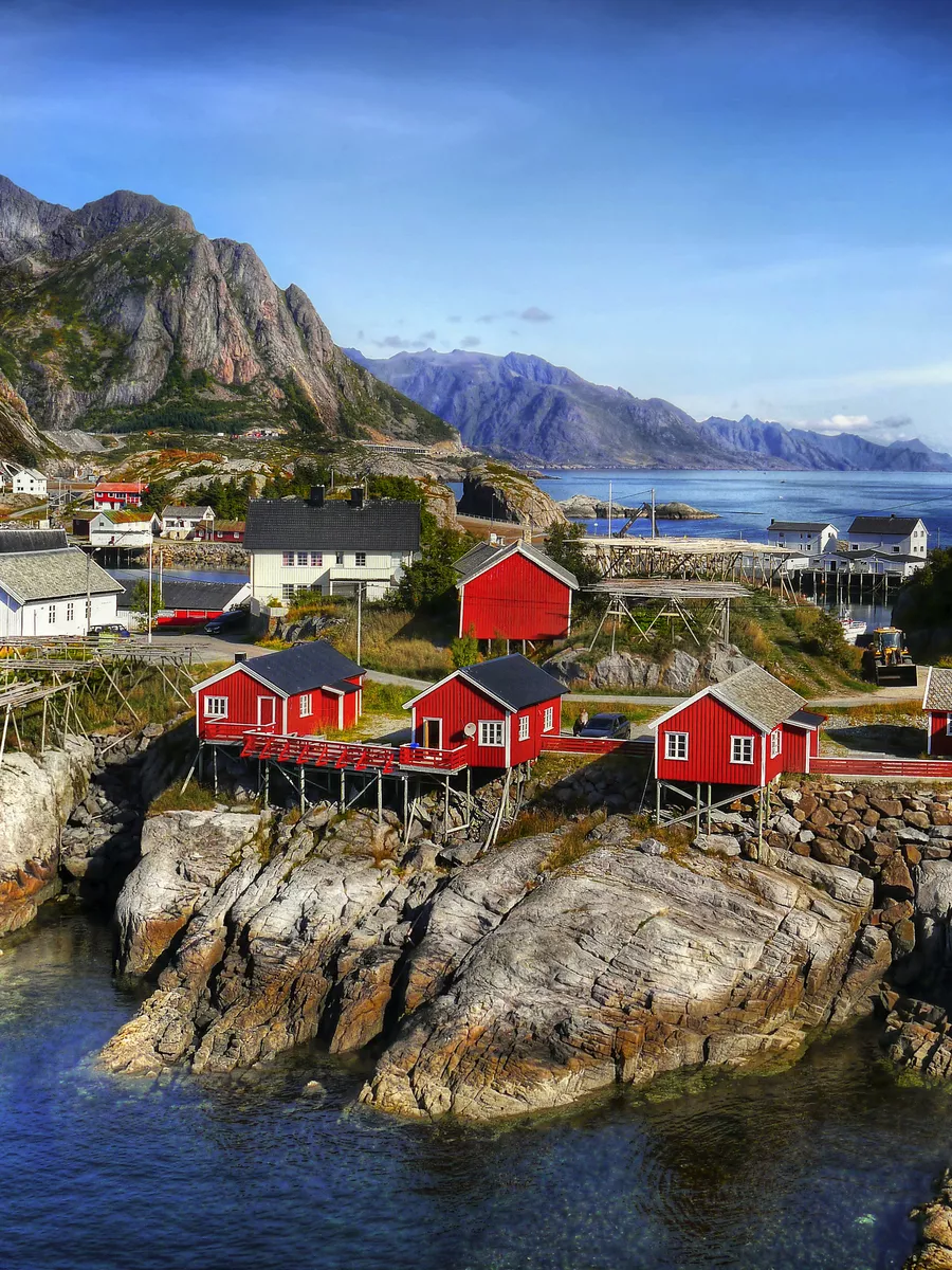 Hamnoy in den Lofoten - © Helena Bilkova - stock.adobe.com