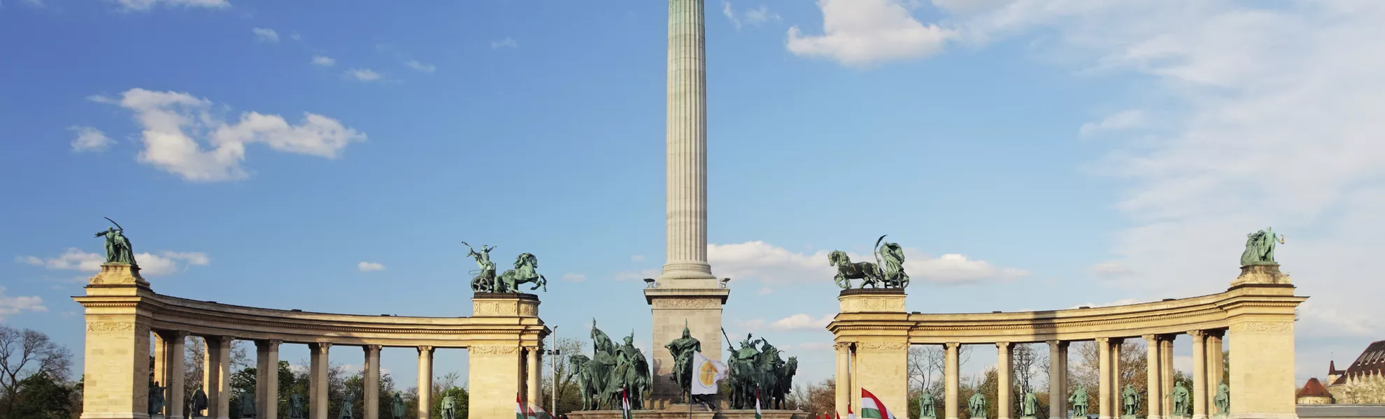 Heldenplatz, Budapest - © shutterstock_278607353