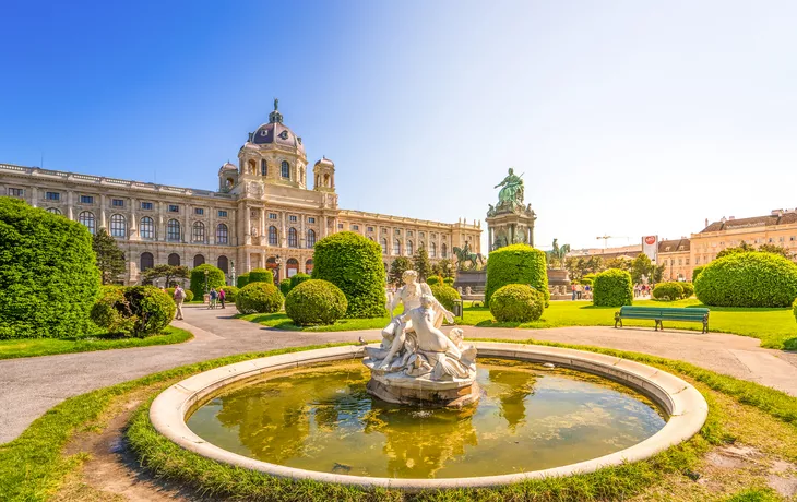 ©pure-life-pictures - stock.adobe.com - Kunsthistorisches Museum auf dem Maria-Thersien-Platz in Wien