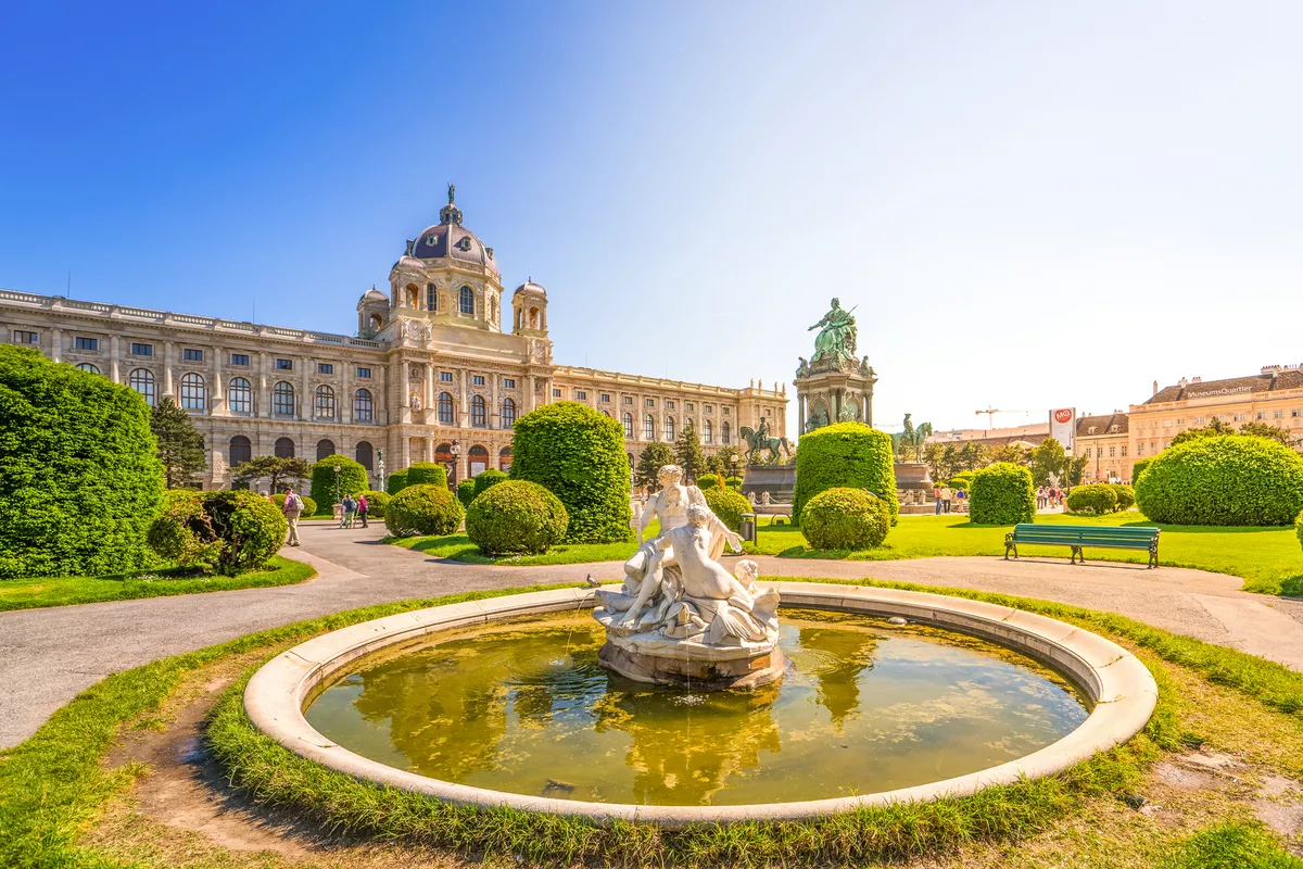 Kunsthistorisches Museum auf dem Maria-Thersien-Platz in Wien - ©pure-life-pictures - stock.adobe.com