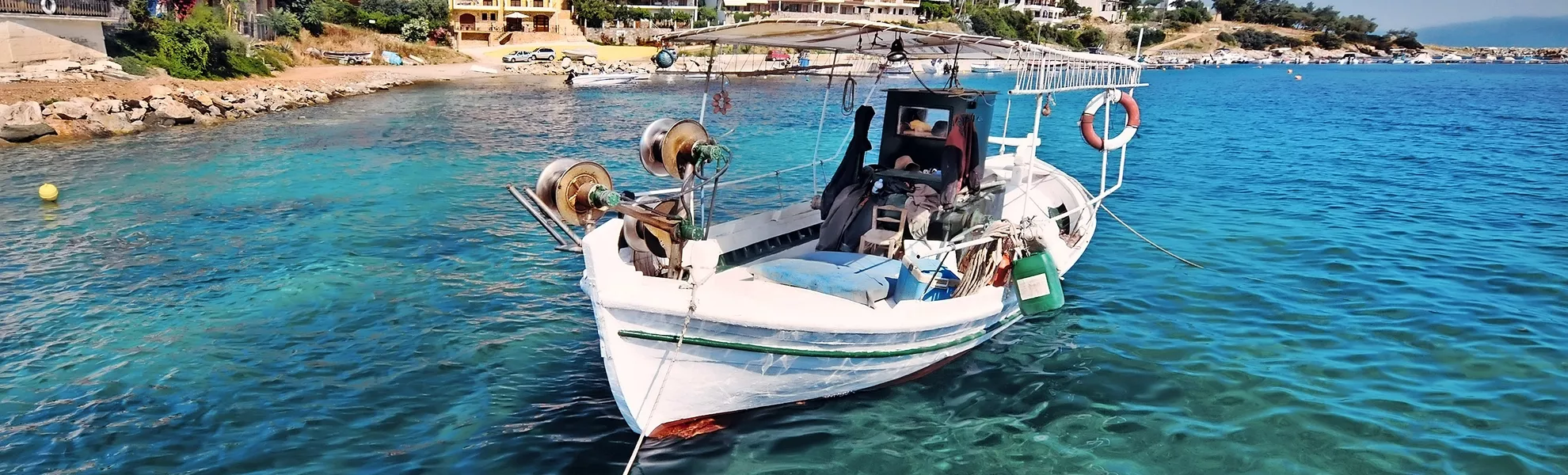 Fischerboot in Pyrgadikia - © tilialucida - stock.adobe.com