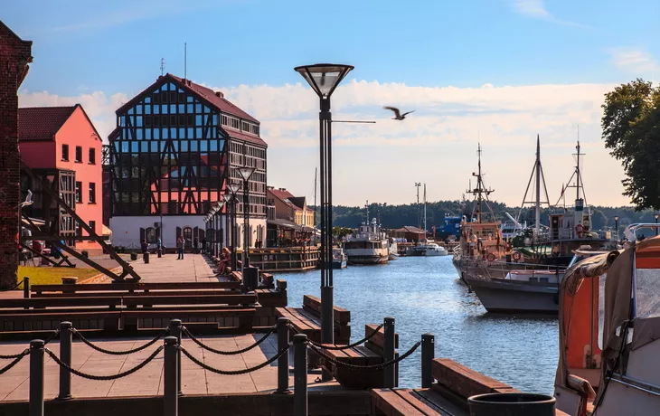 ©vladuzn - stock.adobe.com - Hafen von Klaipeda in Litauen