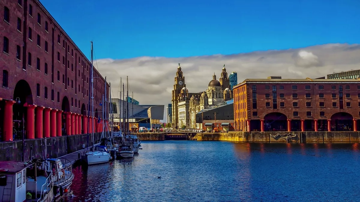 Albert Dock in Liverpool - ©Pefkos - stock.adobe.com