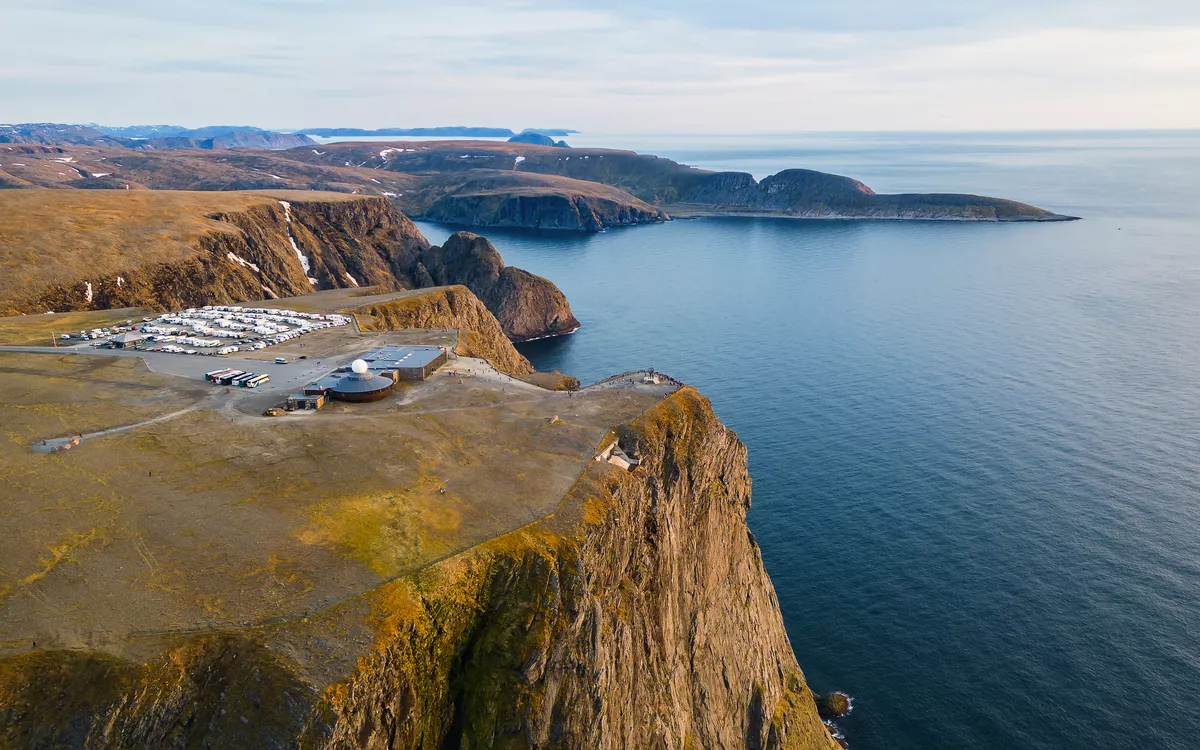 Nordkap-Denkmal (Nordkapp) im Hochsommer - © Photofex - stock.adobe.com