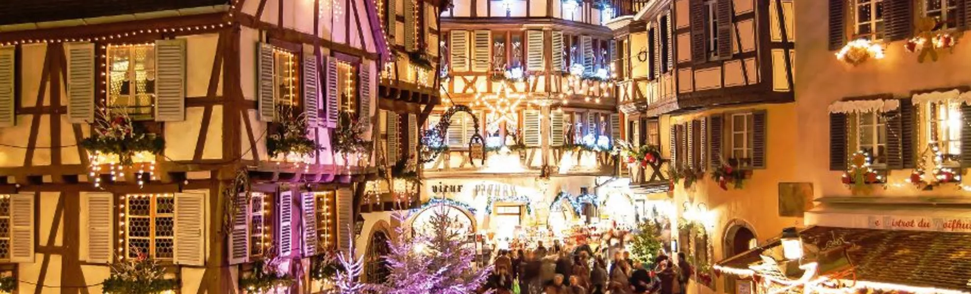 Der Weihnachtsmarkt in Colmar im Elsass - © Alexi TAUZIN - Fotolia