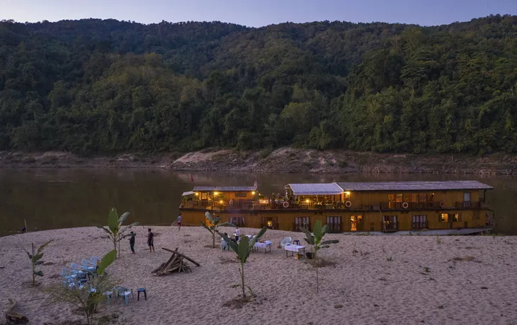 Dinner auf der Sandbank, Laos
