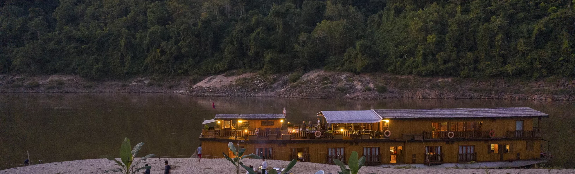 Dinner auf der Sandbank, Laos