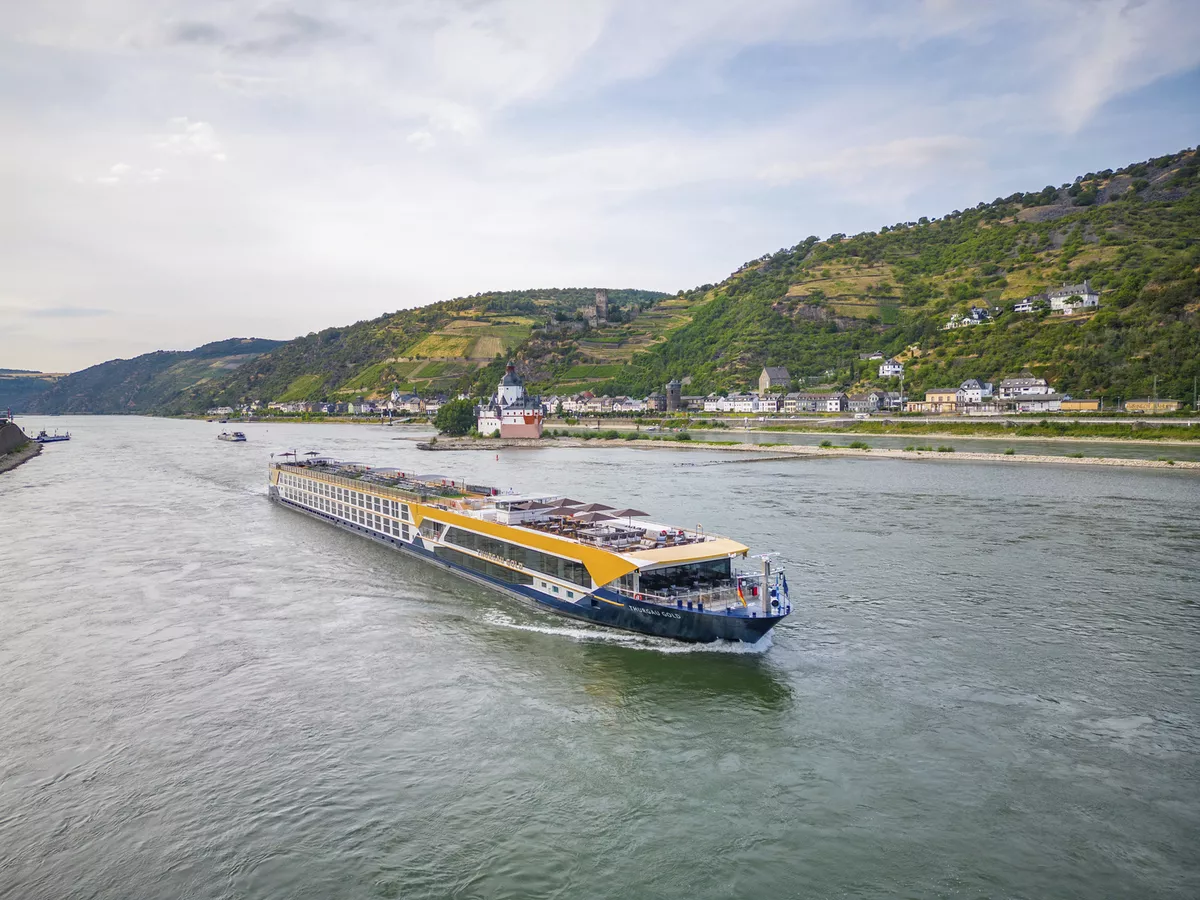 Schlossplatz in Erlangen - © Sina Ettmer - stock.adobe.com