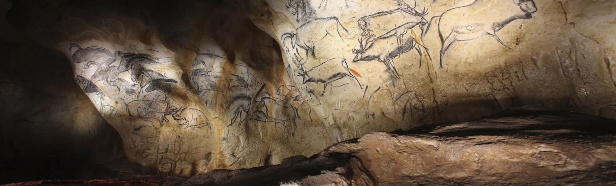 Grotte Chauvet mit Ardèche-Schlucht - © Patrick Aventurier-2015
