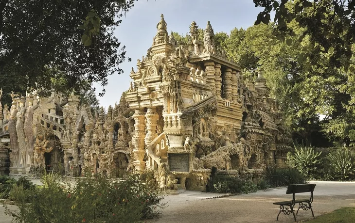 ©Frederic Jouhanin - Palais Idéal du Facteur Cheval