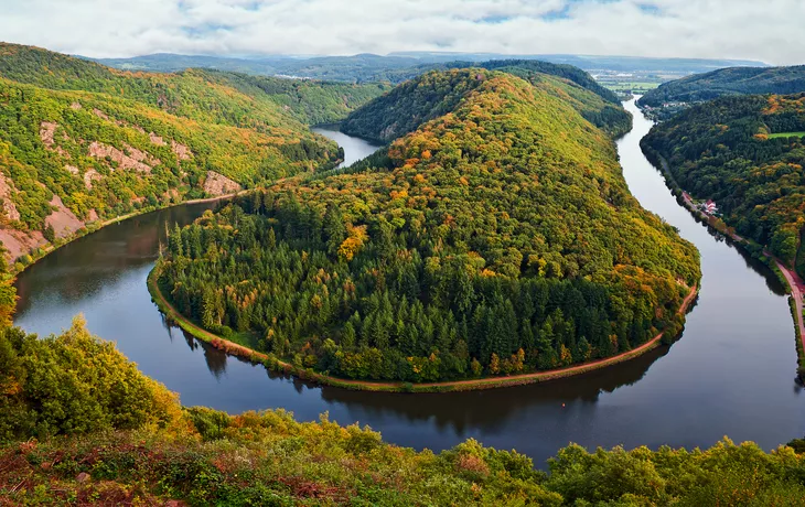 Saarschleife bei Mettllach - © mojolo - stock.adobe.com