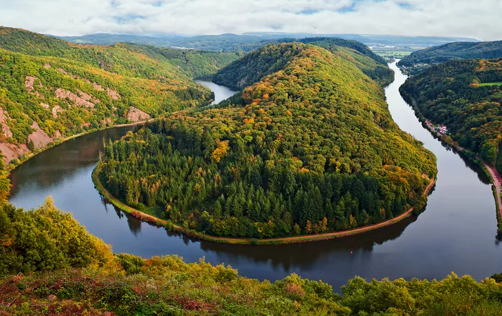 Saarschleife bei Mettllach - © mojolo - stock.adobe.com