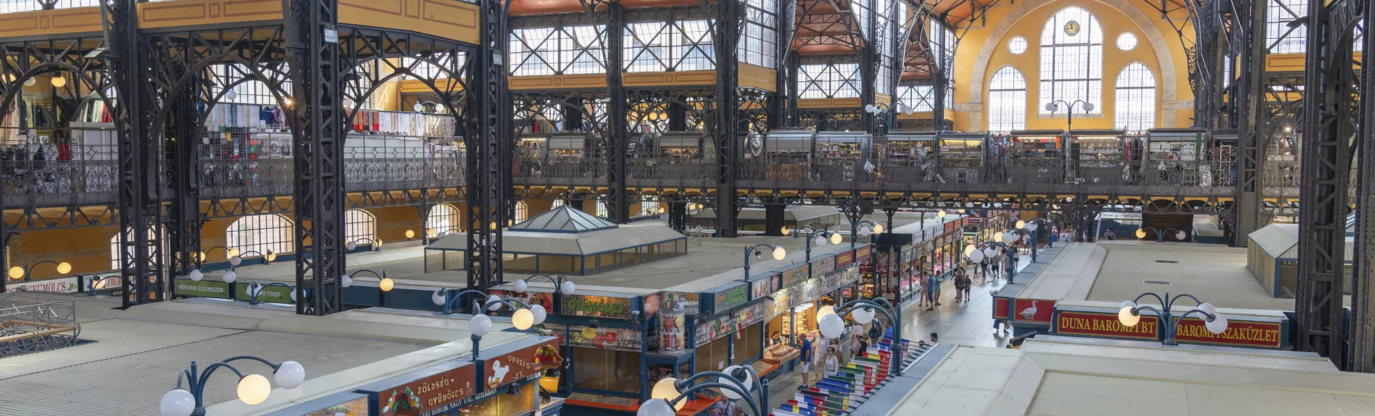 Markthalle, Budapest - © Stefan Tschumi