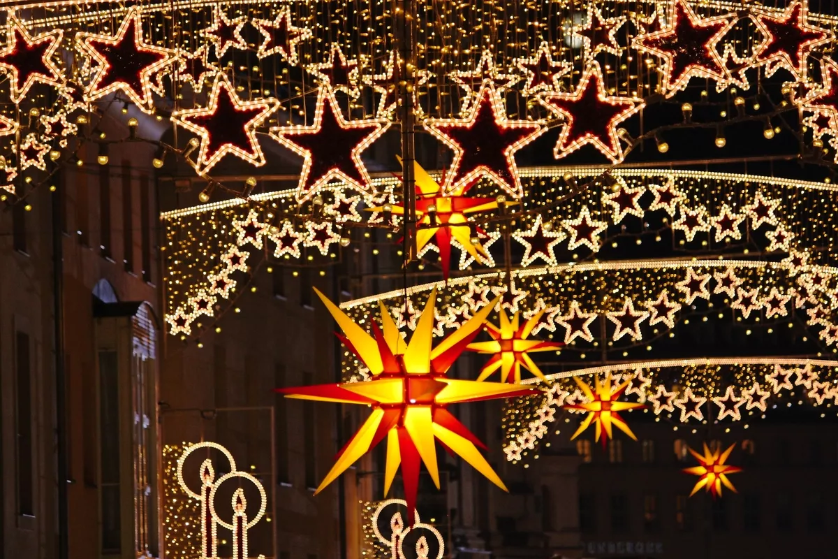 Striezelmarkt auf dem Altmarkt in Dresden, Deutschland - © ClaraNila - stock.adobe.com