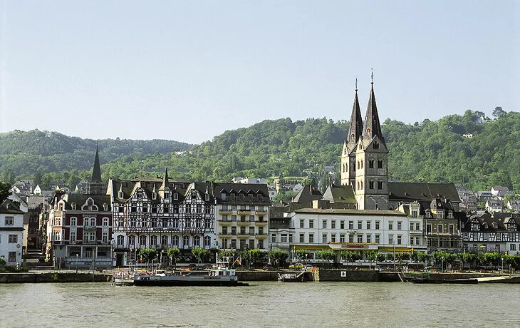 Blick vom Nil auf Luxor, Ägypten - ©olyasolodenko - stock.adobe.com