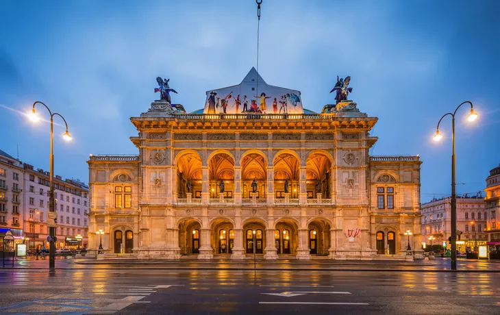 © Anibal Trejo - stock.adobe.com - Wiener Staatsoper in Österreich