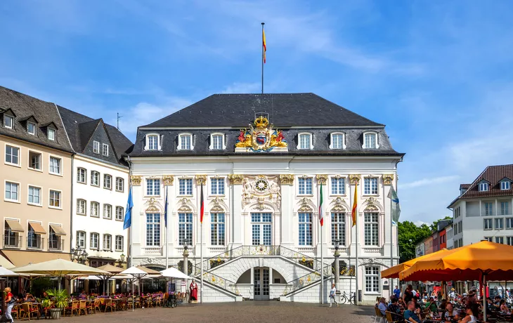 © Sina Ettmer - stock.adobe.com - Bonn - Altes Rathaus