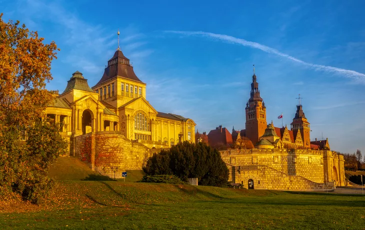 © Mike Mareen - stock.adobe.com - Hakenterrasse in Stettin