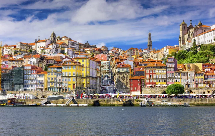 © shutterstock_294328388 - Altstadt am Douro, Porto