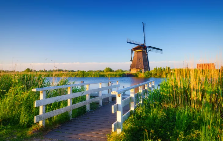 © biletskiyevgeniy.com - stock.adobe.com - Nationalpark Kinderdijk in den Niederlanden