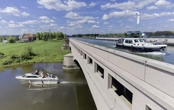 © Â©Blickfang - stock.adobe.com - Weser-Wasserstrassenkreuz, Minden