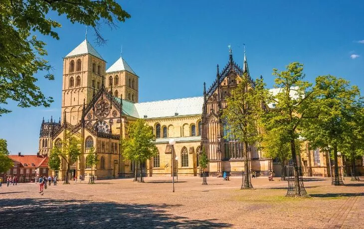 © pure-life-pictures - Fotolia - St.-Paulus Dom in Münster